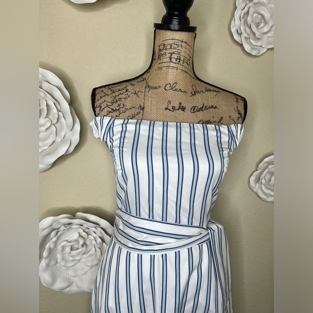 Draper James Off the Shoulder White & Blue Multi Striped Dress Size 0 - Picture 2 of 16